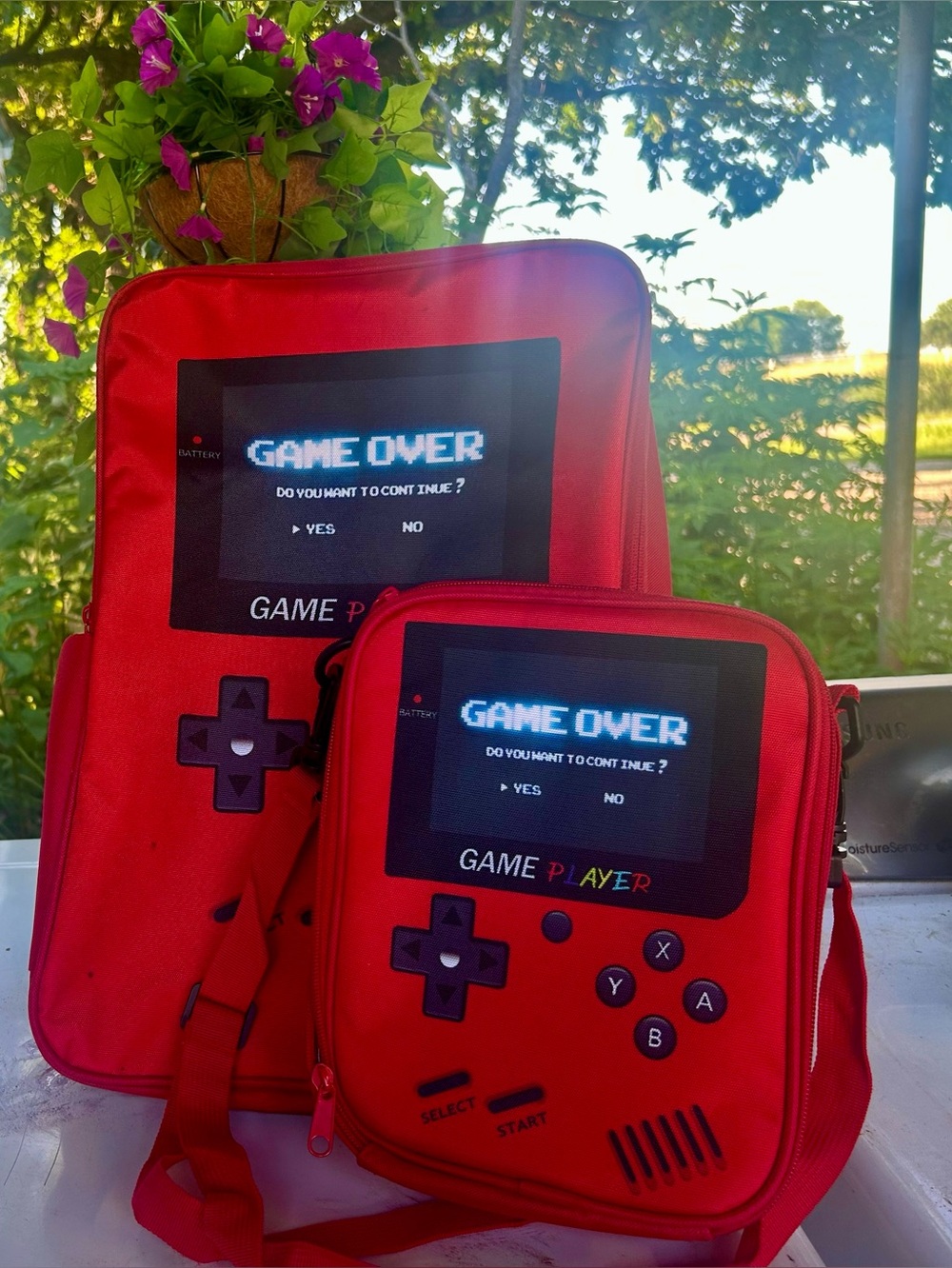 Backpack and lunch bag gamer red